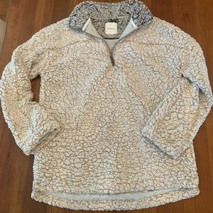 Thread and Supply S wubby pullover fleece